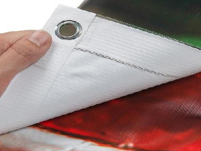 巍山喷绘和刀刮布的工艺区别。